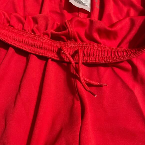Nike Womens Athletic Shorts Size XL Red Soccer Football Shorts Dri Fit Mid Rise - Picture 3 of 10
